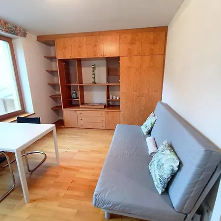 Appartement 2 Zimmer, Wc, Bad Und Terrasse