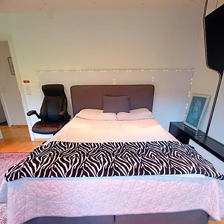 2 Zimmer, Wc, Bad Und Terrasse Appartement Klosterneuburg